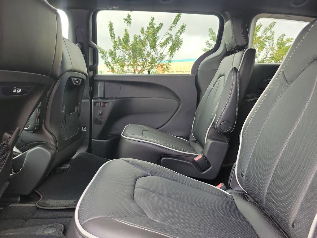 new 2026 Chrysler Pacifica car, priced at $47,971