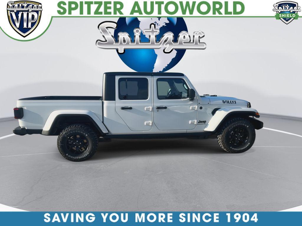 new 2026 Jeep Gladiator car, priced at $42,497
