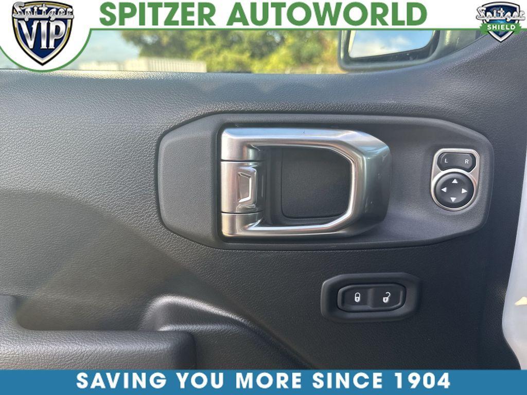 new 2026 Jeep Gladiator car, priced at $42,497