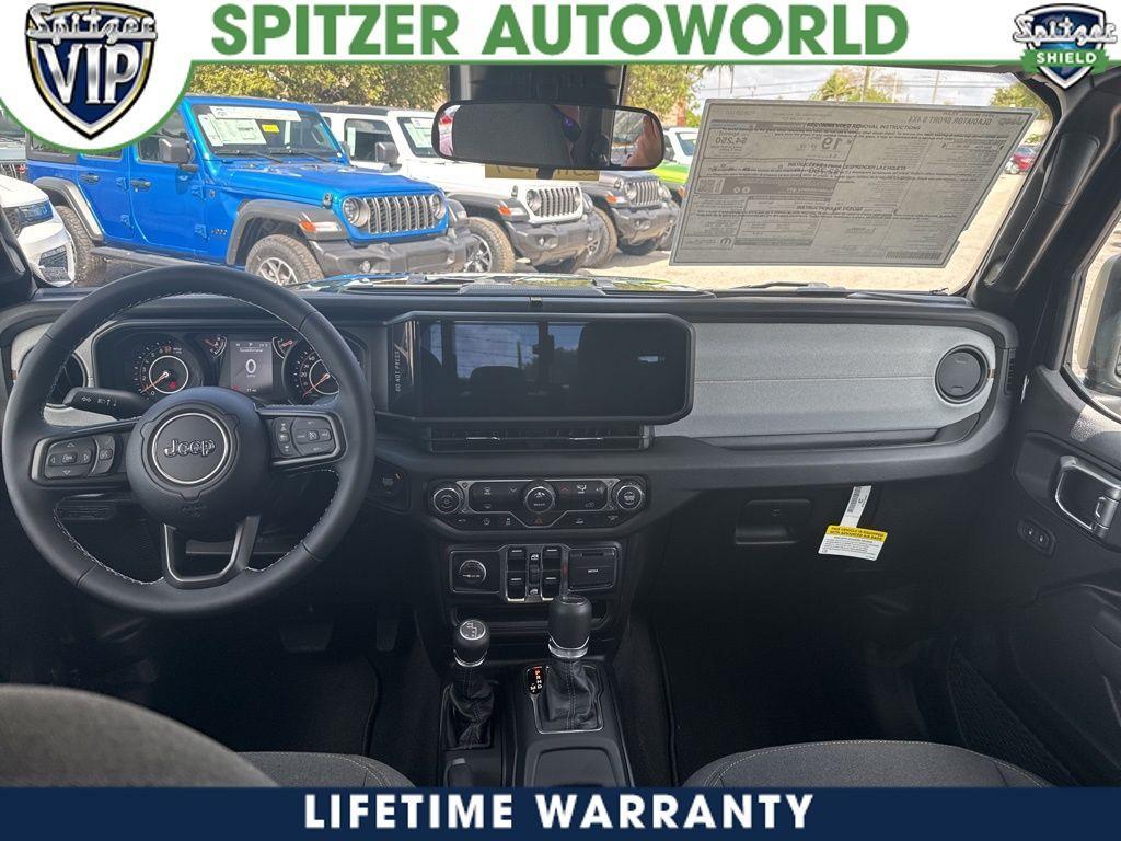new 2025 Jeep Gladiator car, priced at $37,759