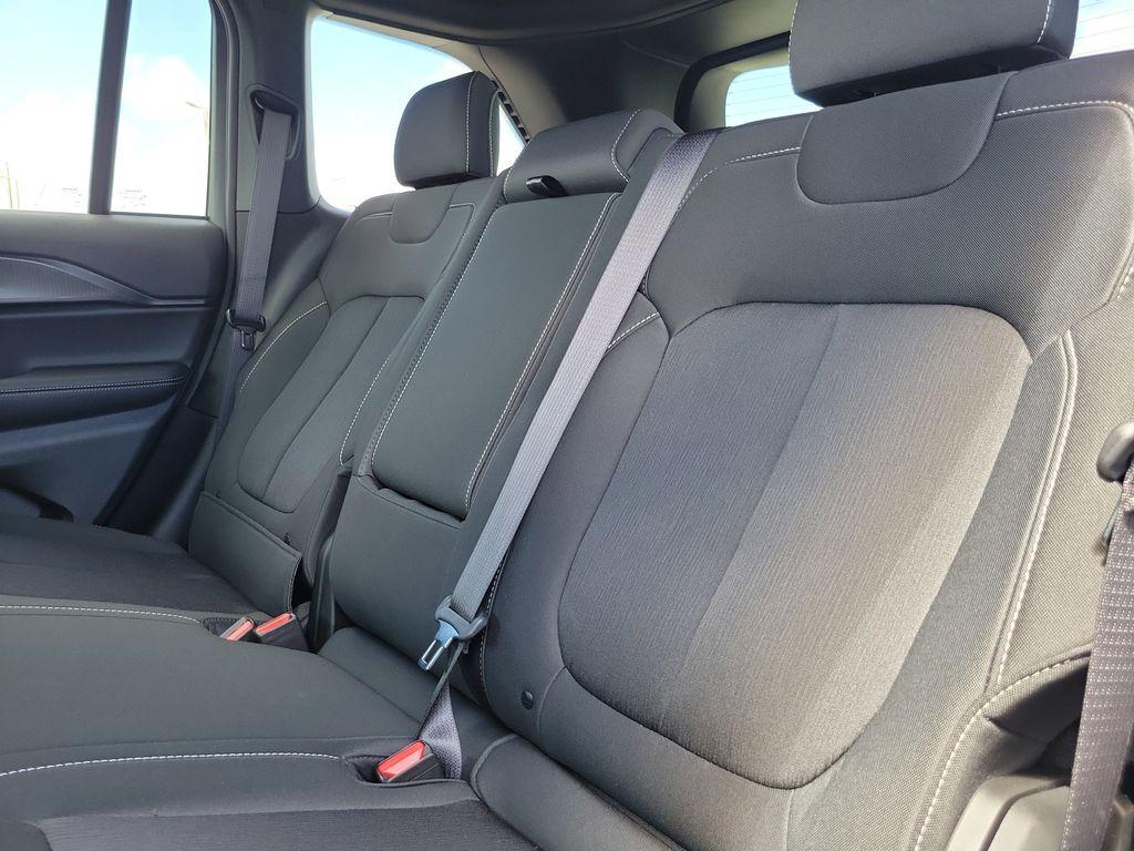 new 2025 Jeep Grand Cherokee car, priced at $29,983