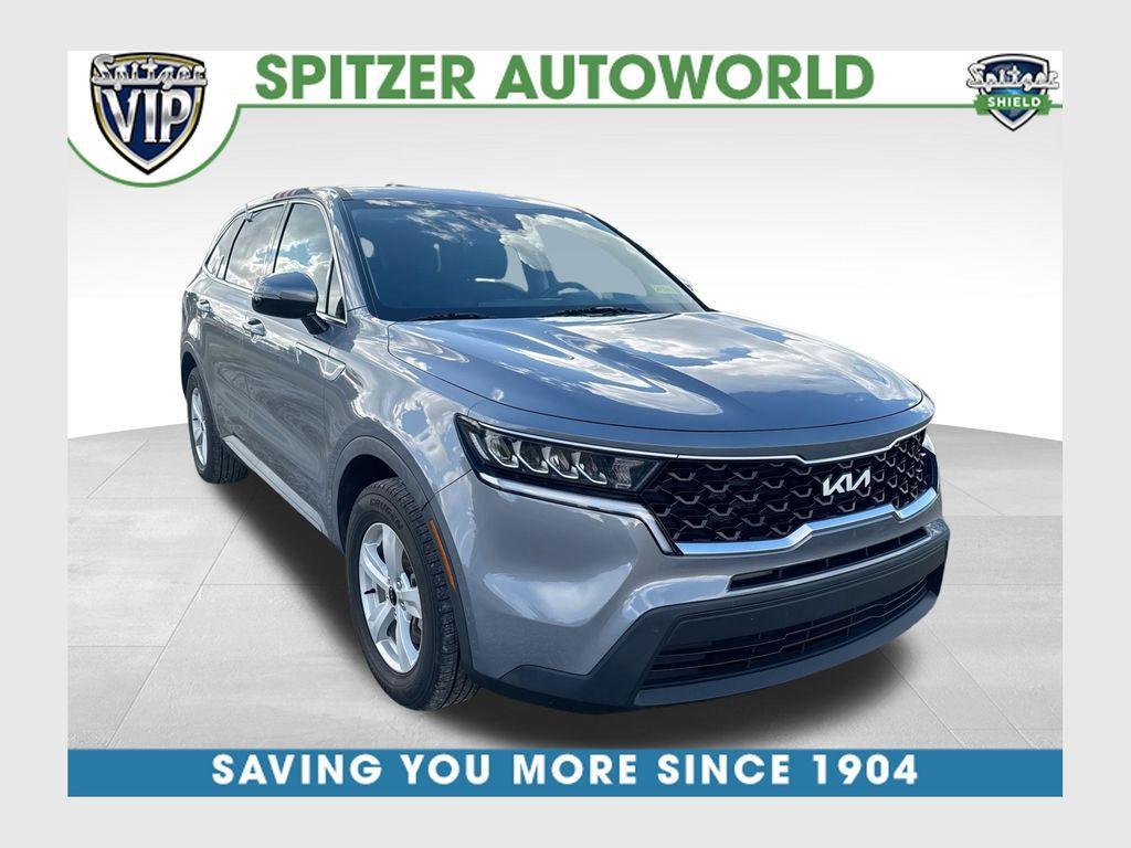 used 2022 Kia Sorento car, priced at $15,975