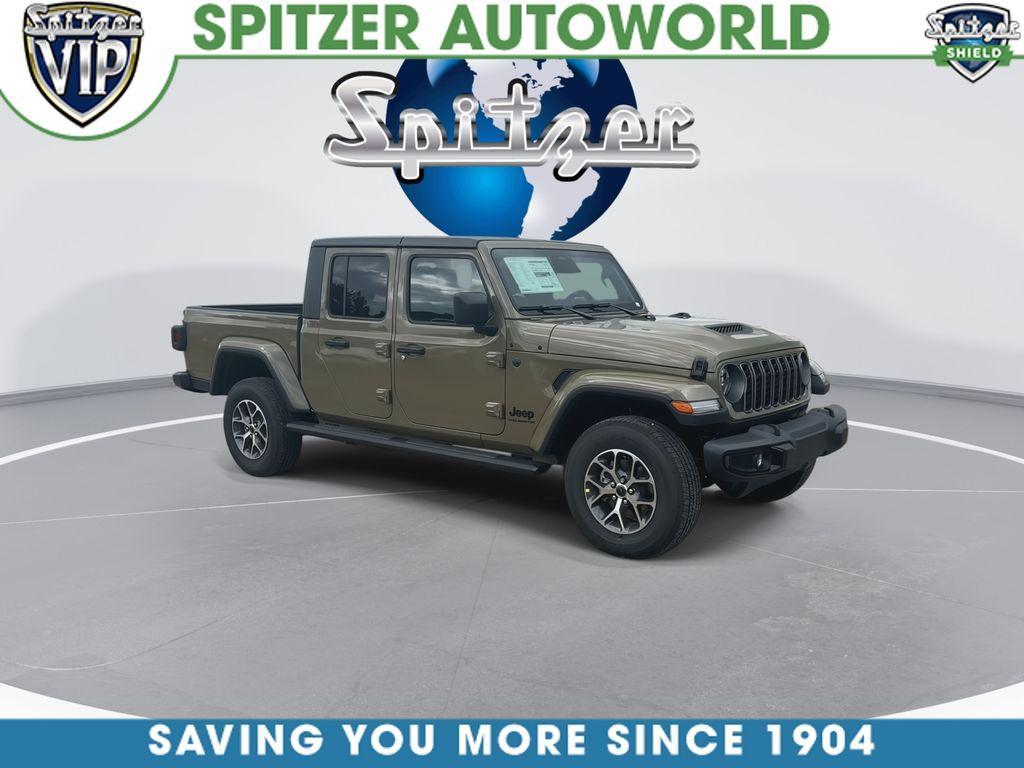 new 2026 Jeep Gladiator car, priced at $42,471