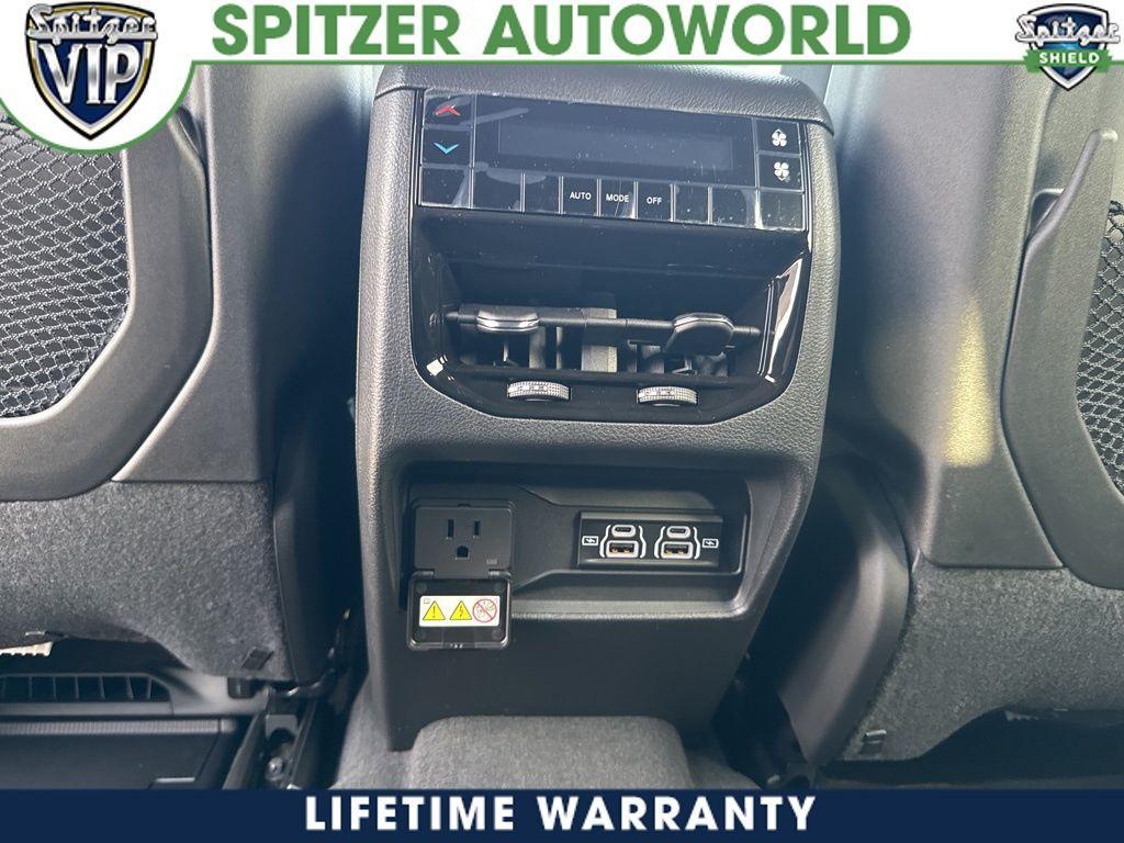 new 2025 Jeep Grand Cherokee L car, priced at $35,995