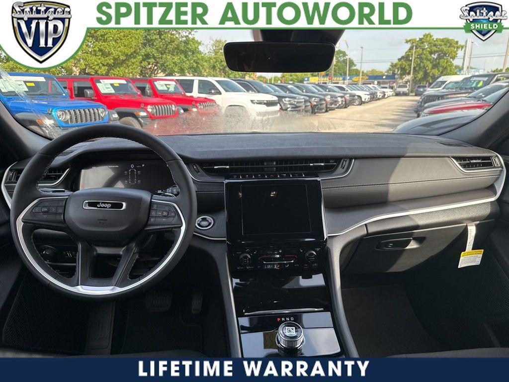 new 2025 Jeep Grand Cherokee L car, priced at $35,995