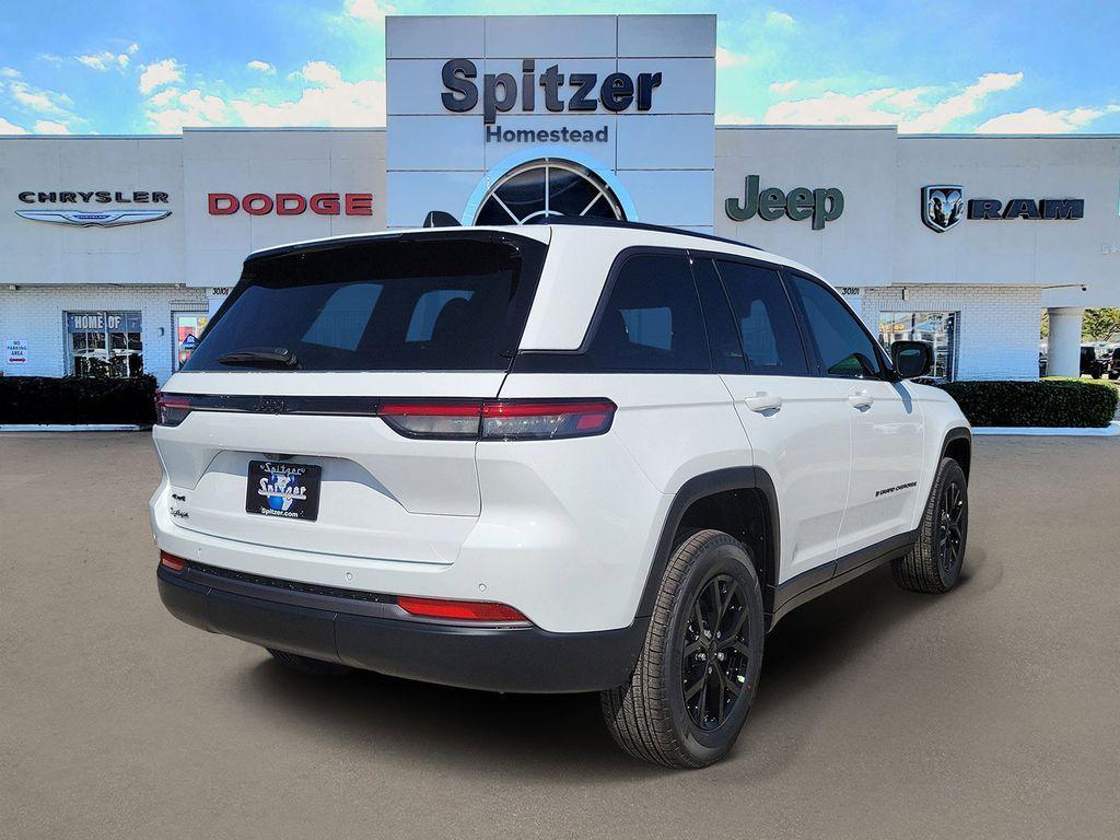 new 2026 Jeep Grand Cherokee car, priced at $39,977