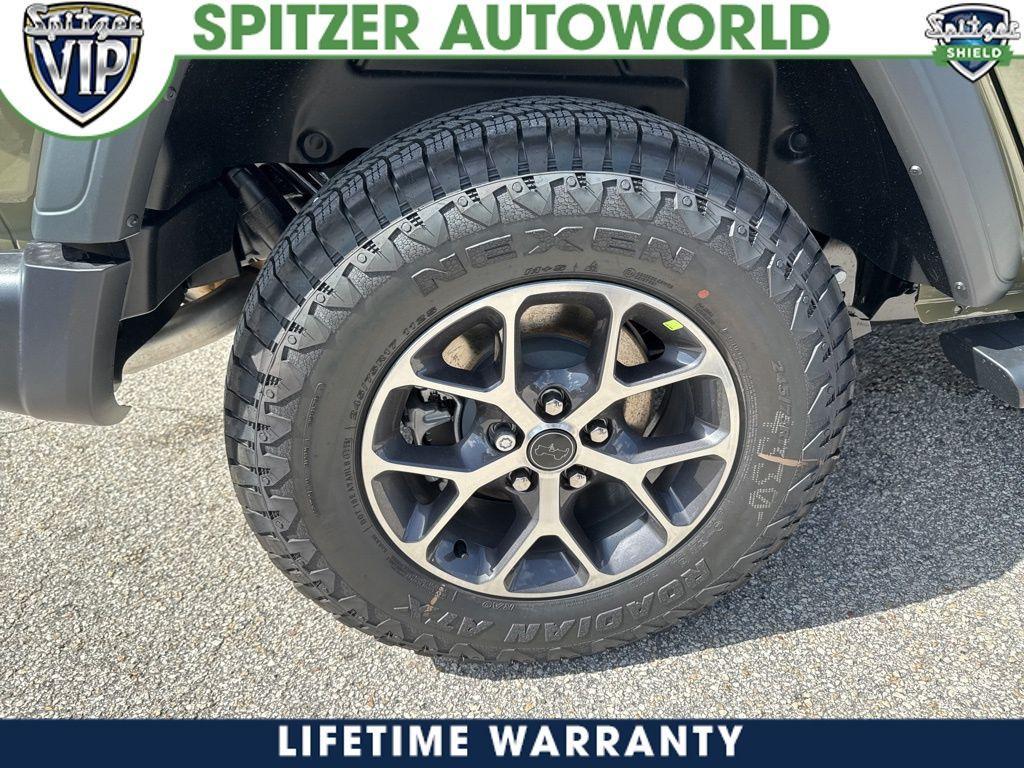 new 2025 Jeep Wrangler car, priced at $46,995