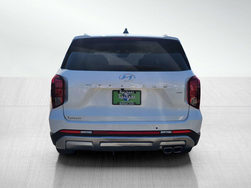 used 2024 Hyundai Palisade car, priced at $31,311