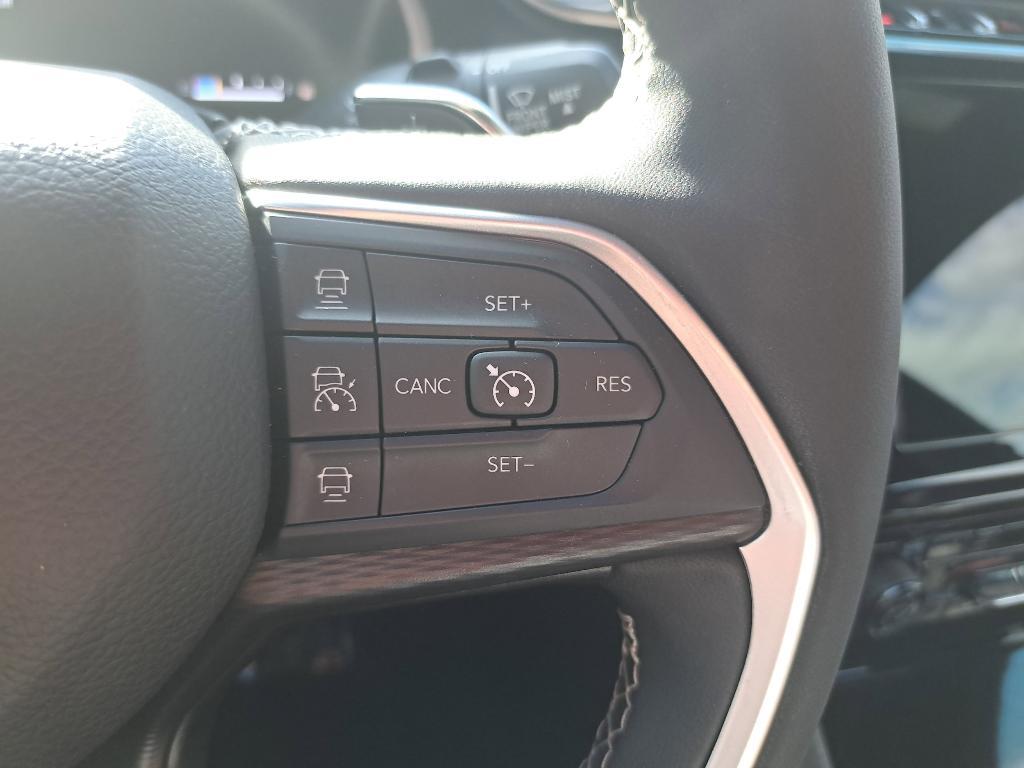 used 2023 Jeep Grand Cherokee L car, priced at $28,695