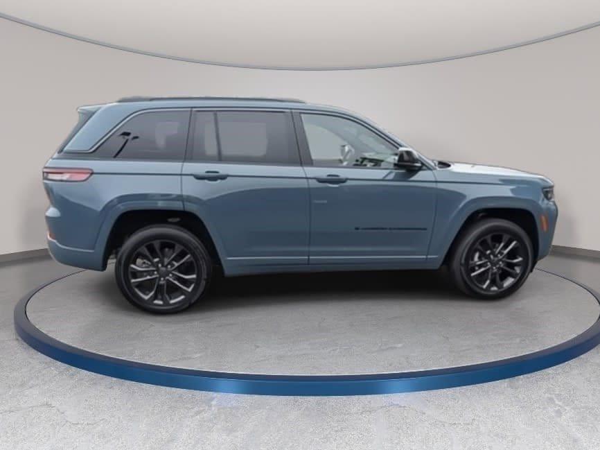 new 2026 Jeep Grand Cherokee car, priced at $47,221