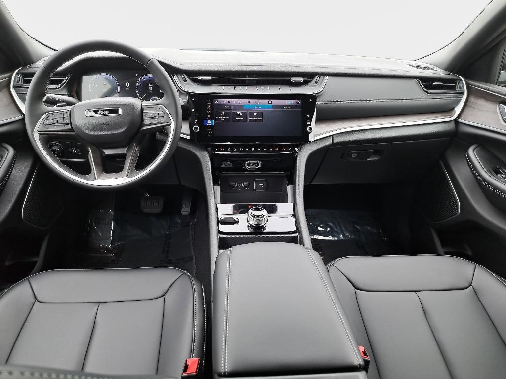 new 2026 Jeep Grand Cherokee L car, priced at $48,072