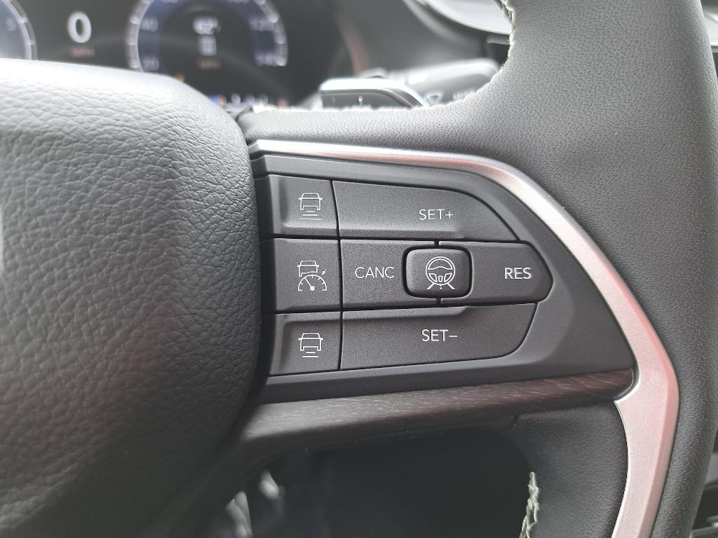 new 2026 Jeep Grand Cherokee L car, priced at $48,072