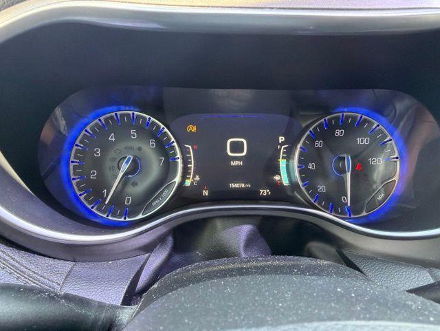 used 2018 Chrysler Pacifica car, priced at $11,695