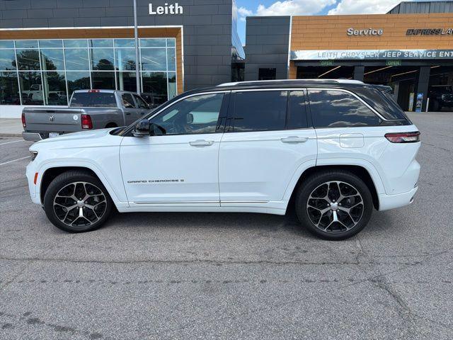 used 2022 Jeep Grand Cherokee car, priced at $37,695