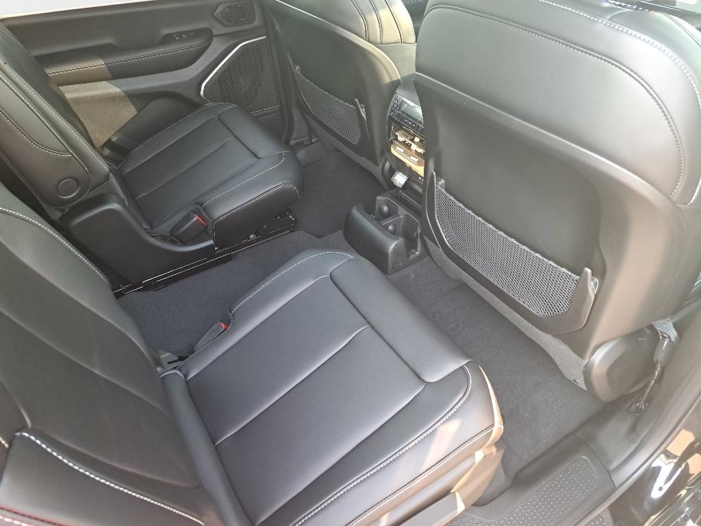 new 2026 Jeep Grand Cherokee L car, priced at $47,720