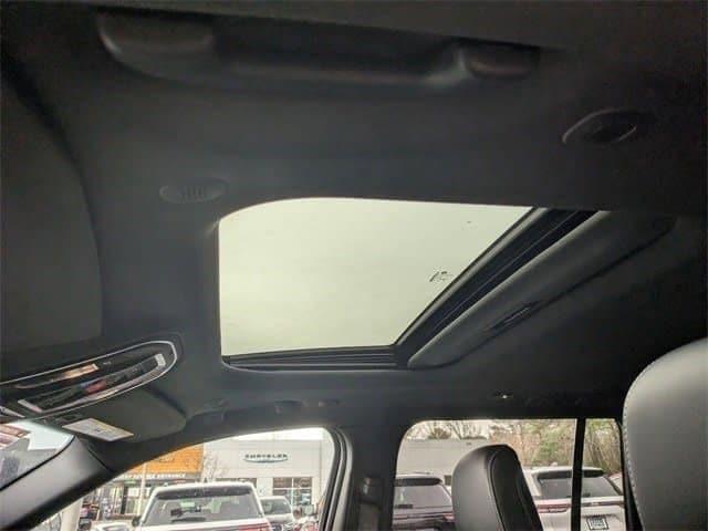 new 2026 Jeep Grand Cherokee car, priced at $47,750