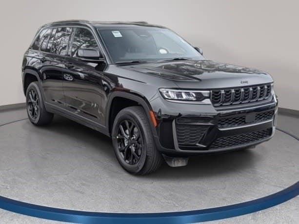 new 2026 Jeep Grand Cherokee car, priced at $47,750