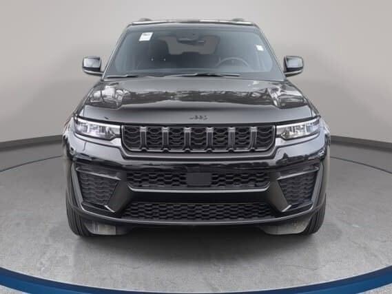 new 2026 Jeep Grand Cherokee car, priced at $43,922