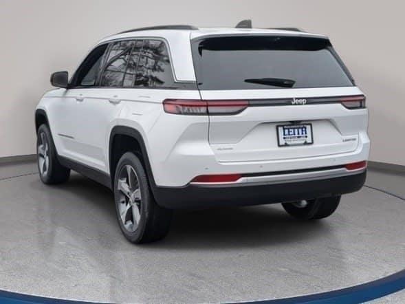 new 2026 Jeep Grand Cherokee car, priced at $47,062
