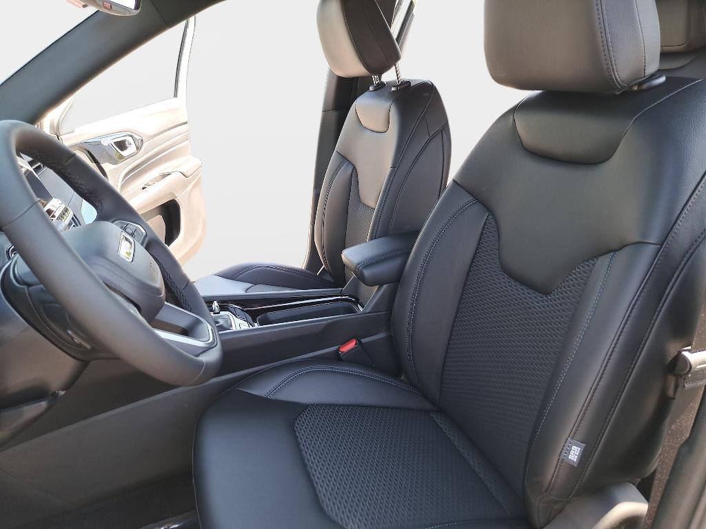 new 2026 Jeep Compass car, priced at $32,355