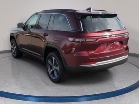 new 2026 Jeep Grand Cherokee car, priced at $46,973