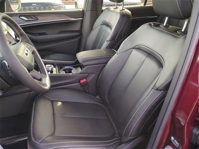 new 2026 Jeep Grand Cherokee car, priced at $46,973