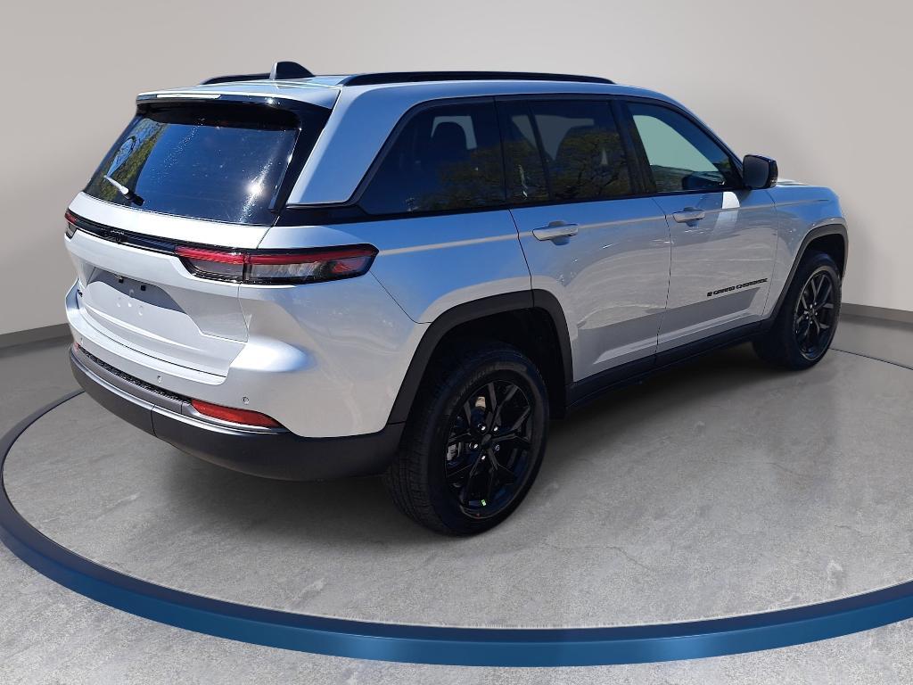 new 2026 Jeep Grand Cherokee car, priced at $44,078
