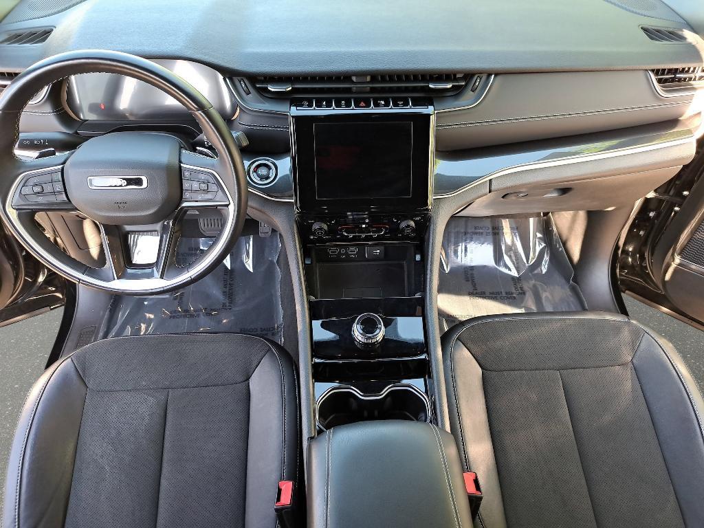 used 2022 Jeep Grand Cherokee car, priced at $29,393
