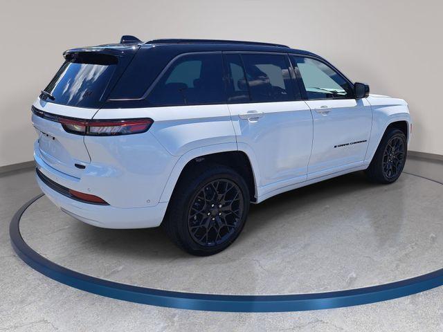 new 2026 Jeep Grand Cherokee car, priced at $59,220