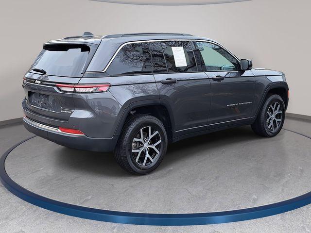 used 2025 Jeep Grand Cherokee car, priced at $40,393