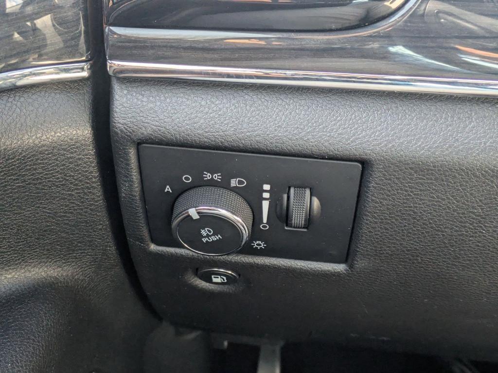 used 2020 Jeep Grand Cherokee car, priced at $16,997