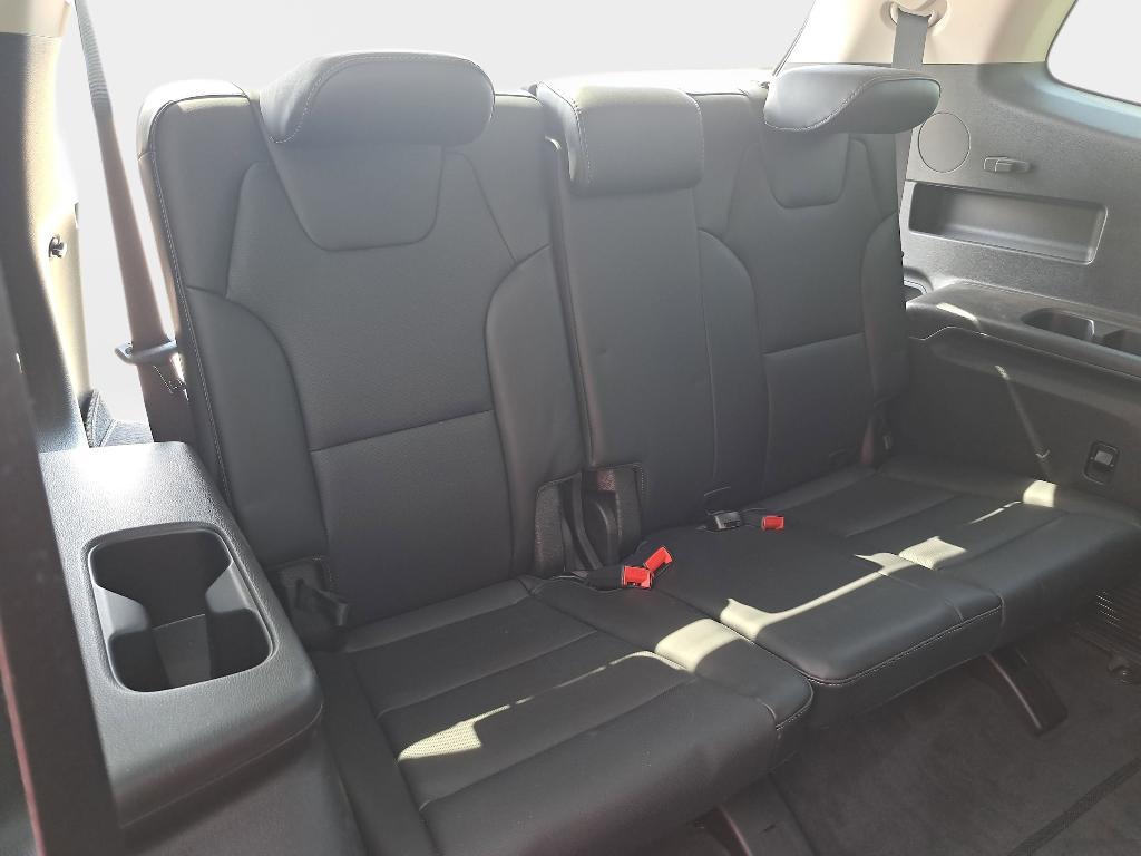 used 2024 Kia Telluride car, priced at $32,695
