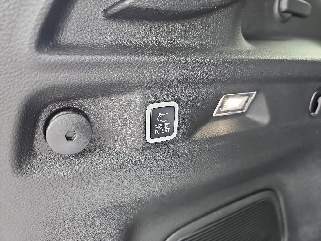 new 2026 Jeep Grand Cherokee L car, priced at $51,291