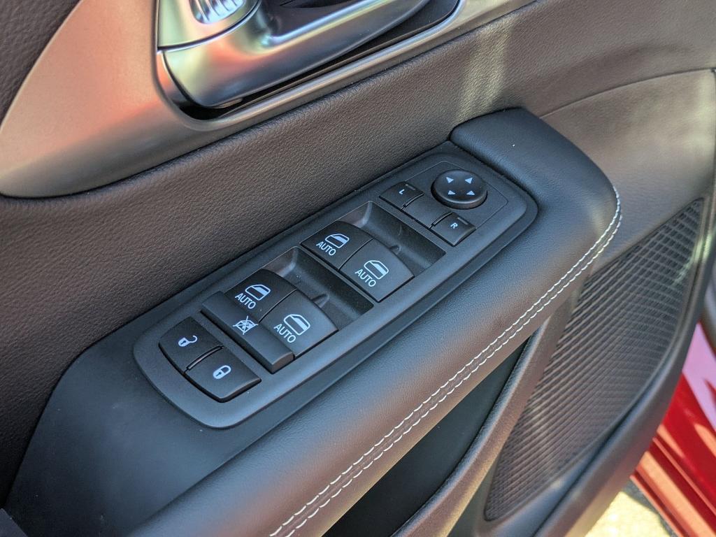 new 2026 Chrysler Pacifica car, priced at $47,785