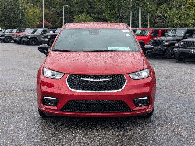 new 2026 Chrysler Pacifica car, priced at $45,875