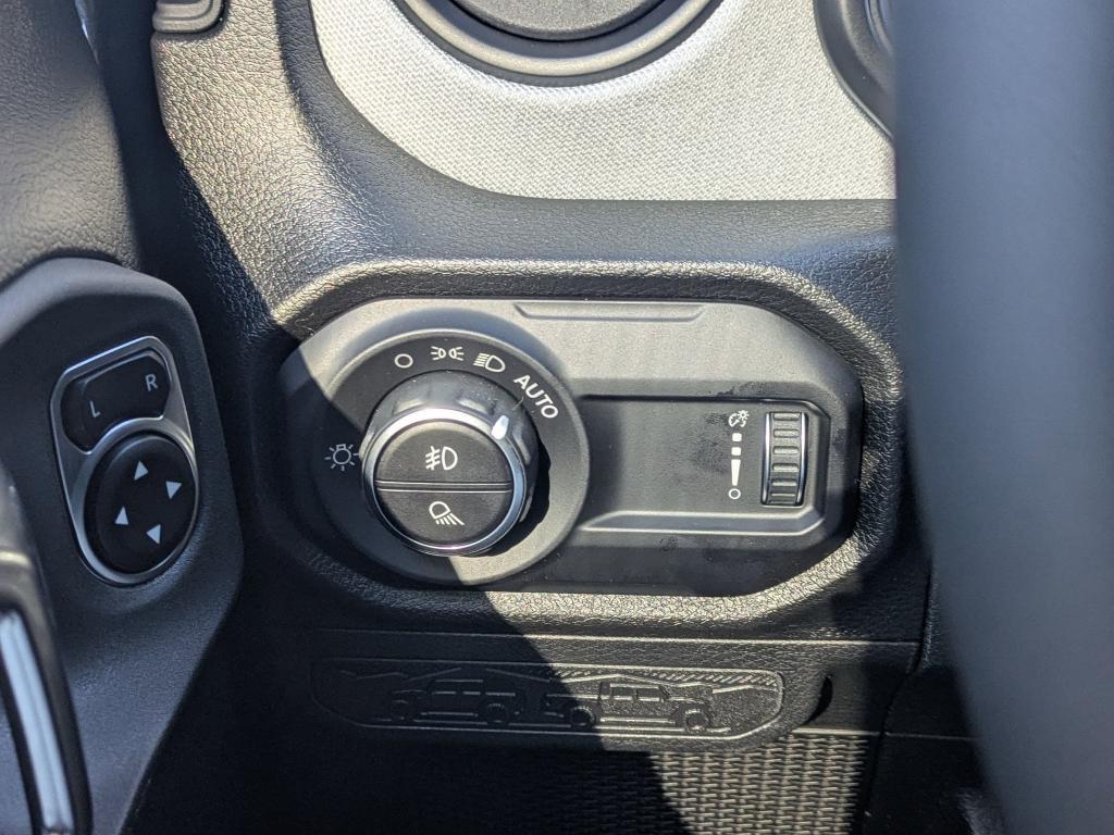 new 2026 Jeep Gladiator car, priced at $47,555