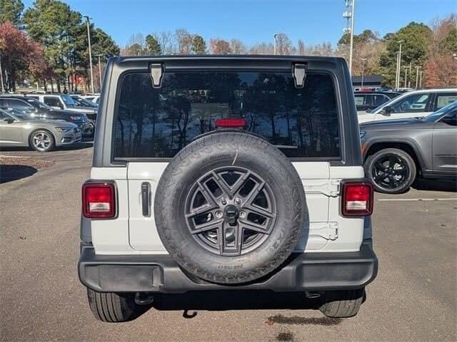 new 2026 Jeep Wrangler car, priced at $43,648