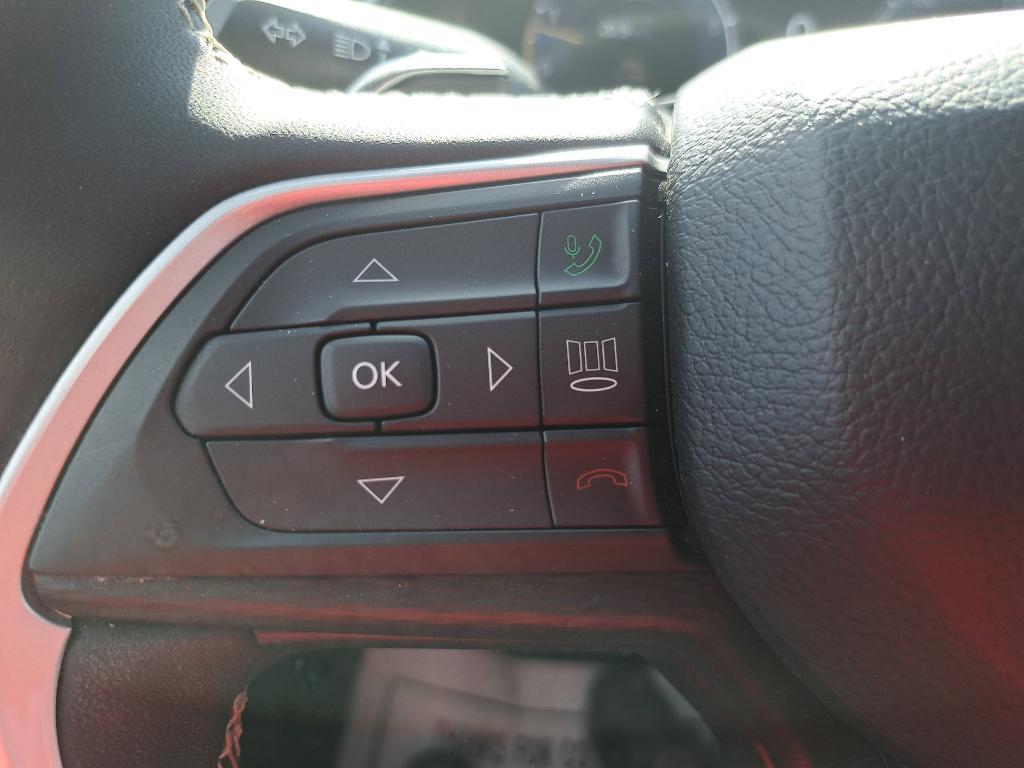 used 2023 Jeep Grand Cherokee car, priced at $31,695