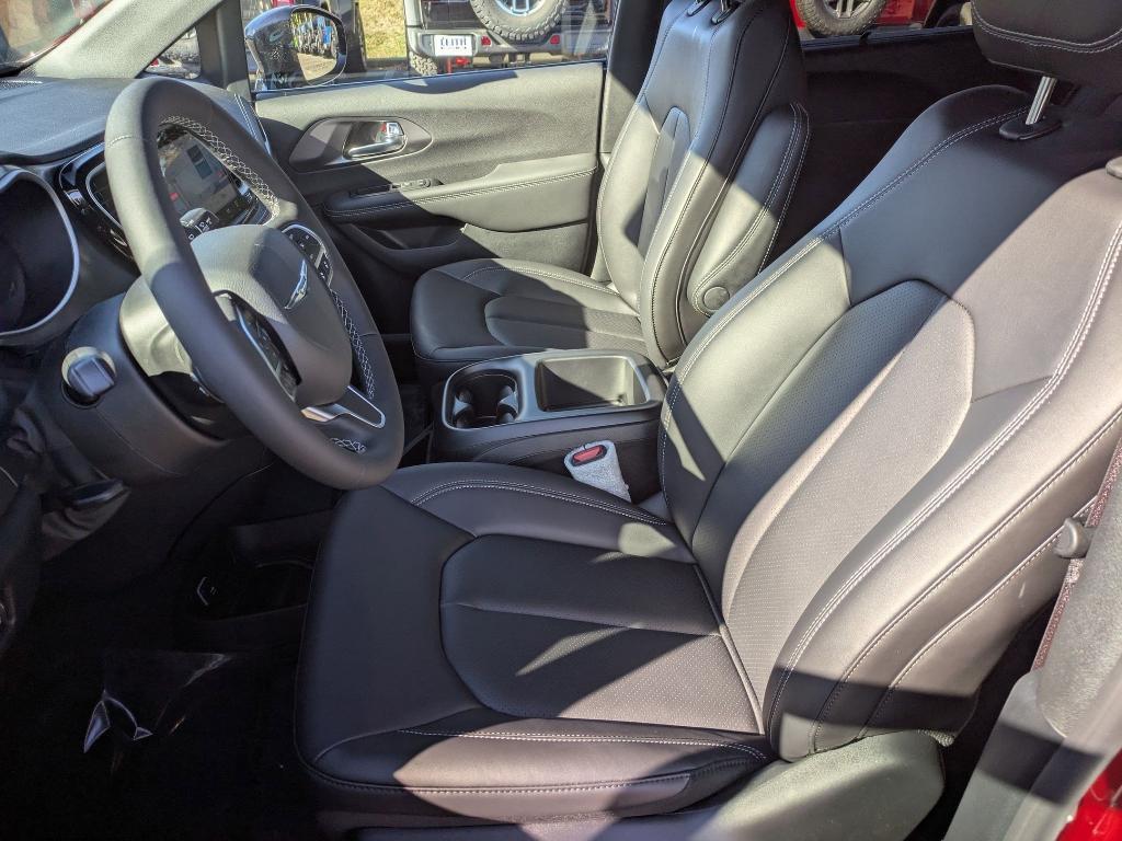 new 2026 Chrysler Pacifica car, priced at $47,640