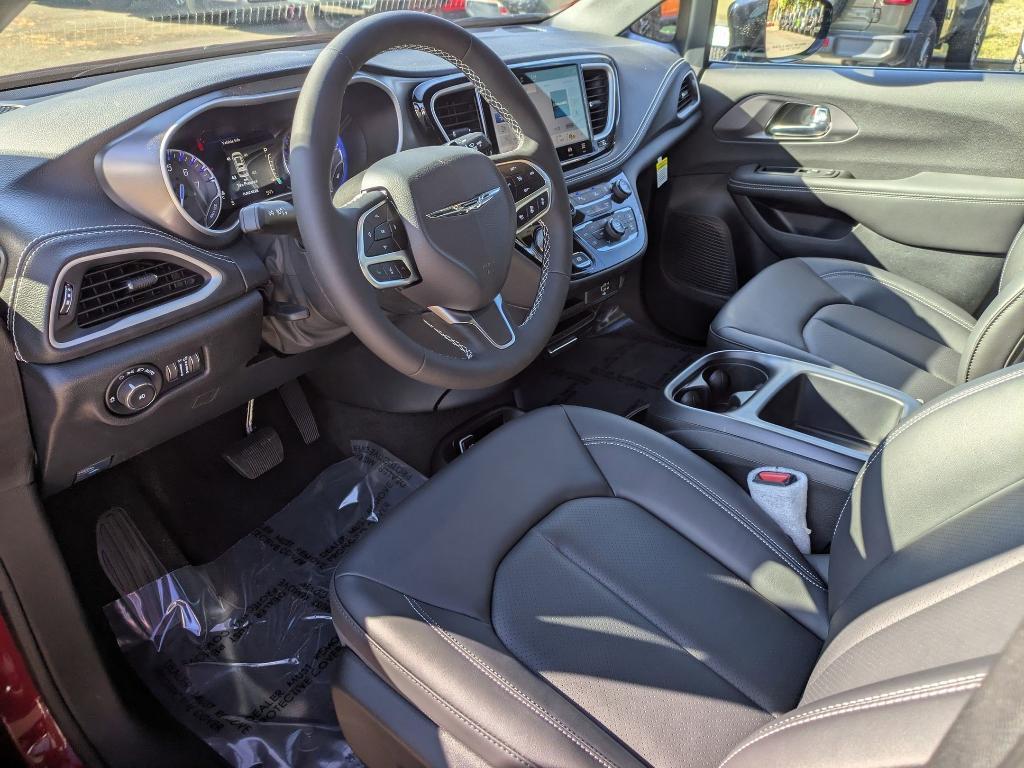 new 2026 Chrysler Pacifica car, priced at $47,640