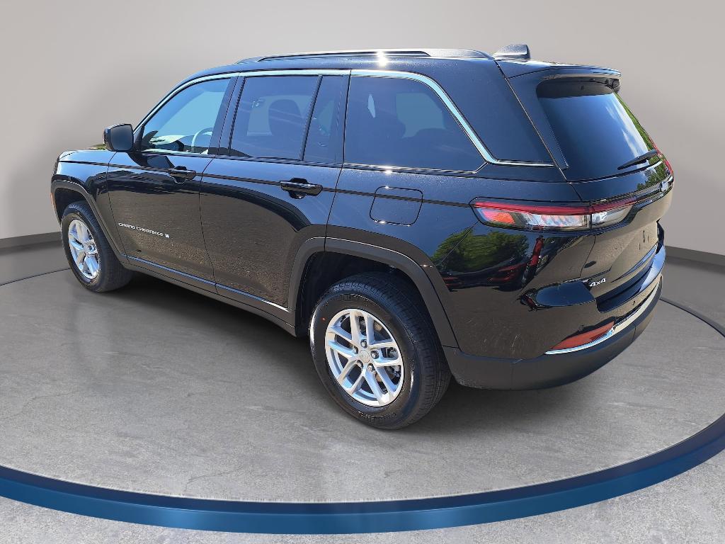 new 2026 Jeep Grand Cherokee car, priced at $41,076