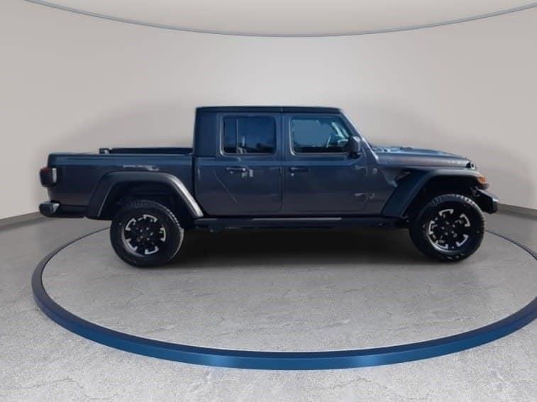 new 2026 Jeep Gladiator car, priced at $53,291