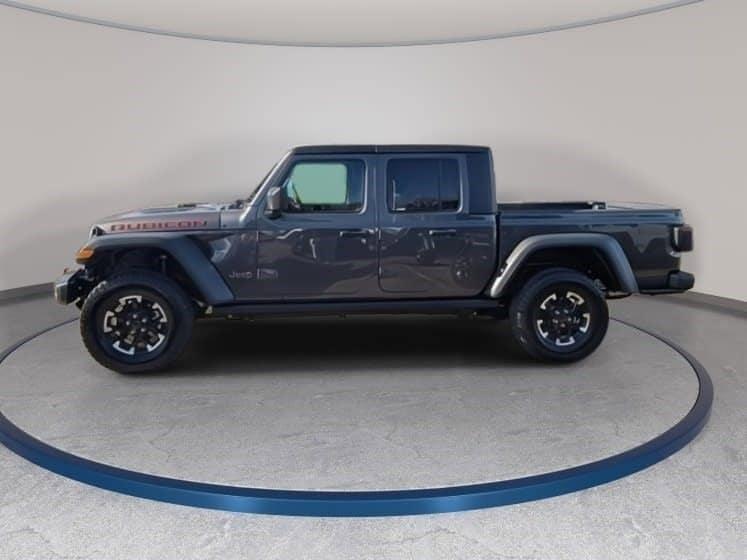 new 2026 Jeep Gladiator car, priced at $53,291