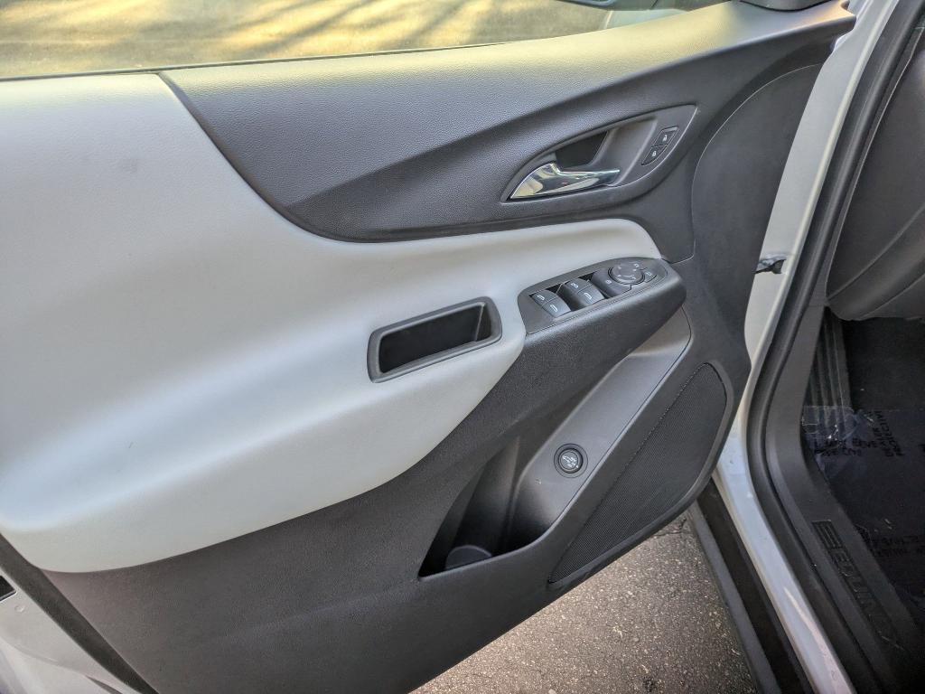 used 2022 Chevrolet Equinox car, priced at $20,997