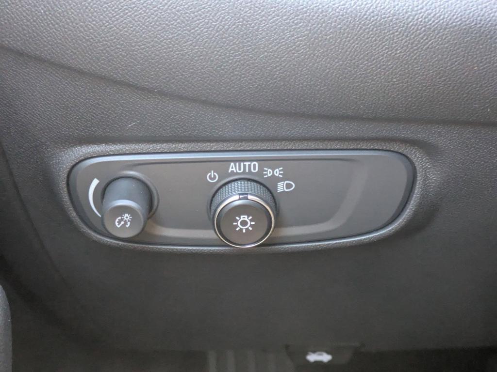 used 2022 Chevrolet Equinox car, priced at $20,997