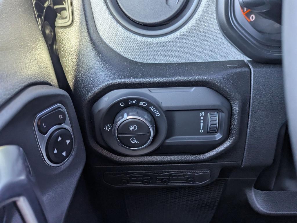 new 2026 Jeep Gladiator car, priced at $48,355