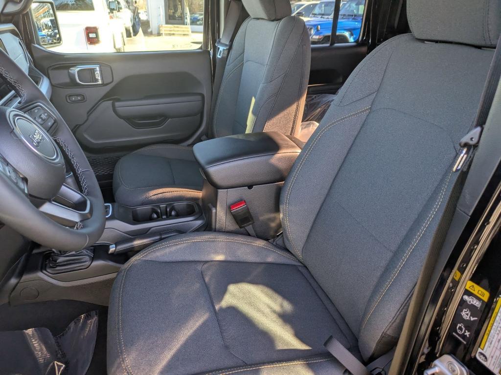 new 2026 Jeep Gladiator car, priced at $48,355