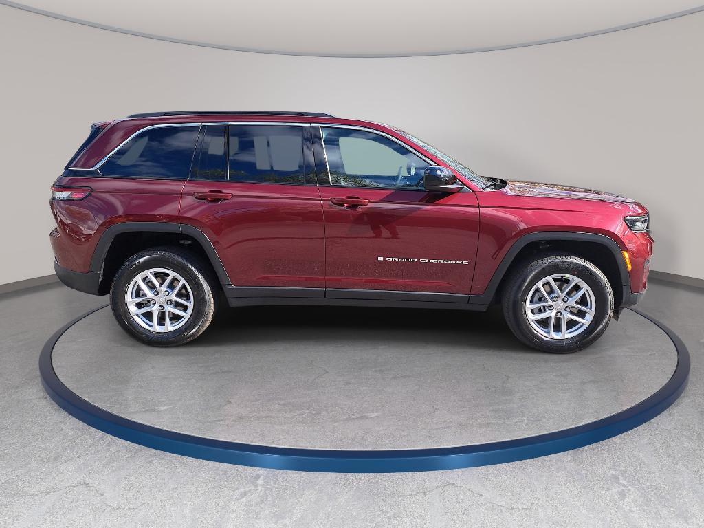 new 2026 Jeep Grand Cherokee car, priced at $37,797