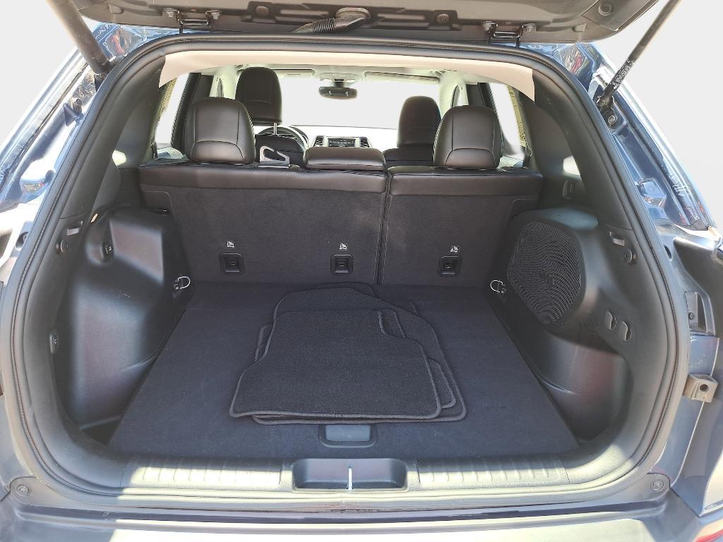 used 2022 Jeep Cherokee car, priced at $22,397