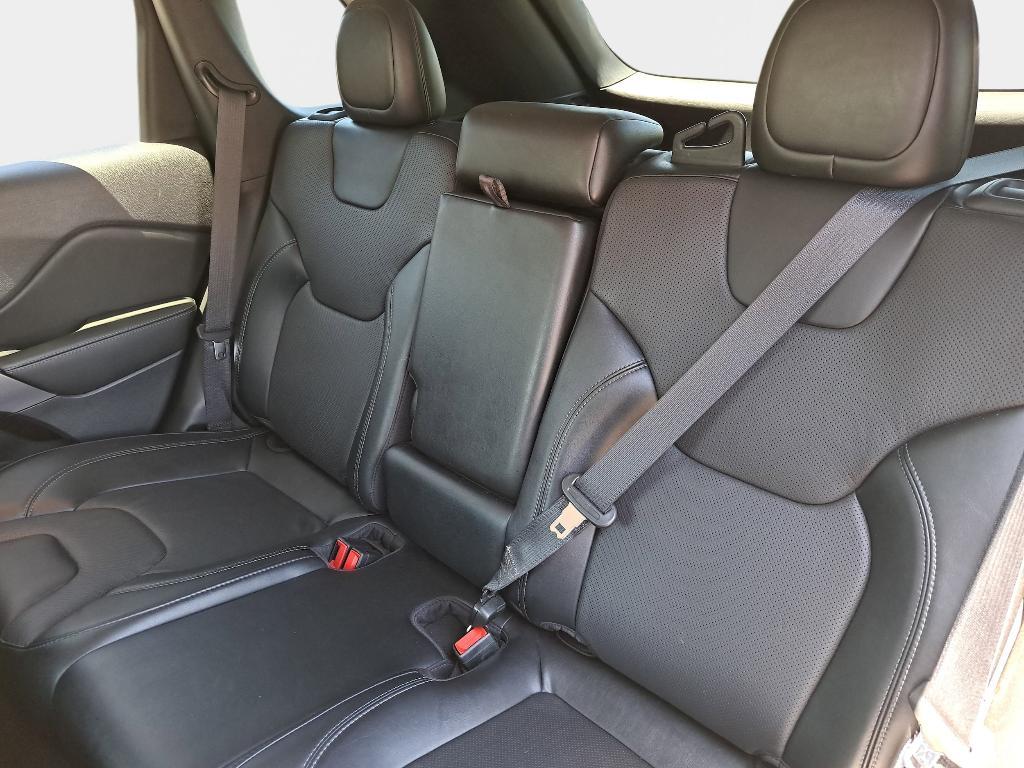 used 2022 Jeep Cherokee car, priced at $22,397